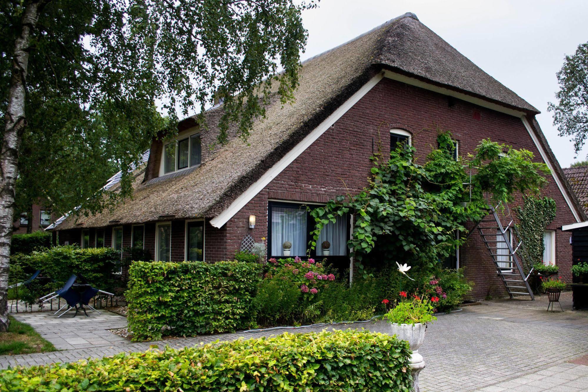 De Loohoeve - Restaurant & Hotel Schoonloo Exterior photo